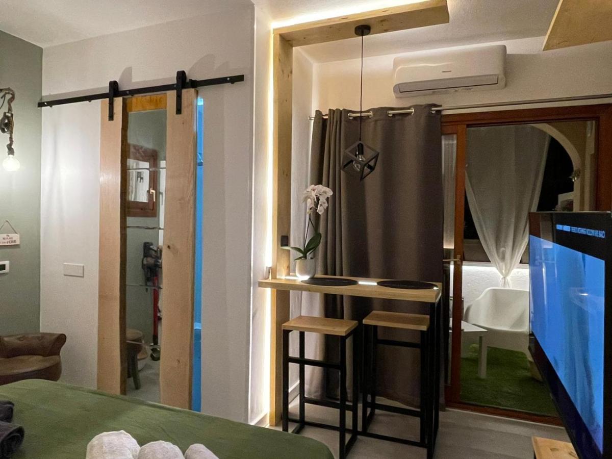 Casa Lilla&Fabry Olbia Apartment ภายนอก รูปภาพ
